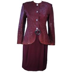 GEOFFREY BEENE Burgundy Embossed Suede Skirt Suit Ensemble Size 2-4 10