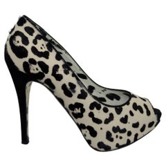 Dolce & Gabbana Pony Style Calfskin Escarpins Shoes in Black