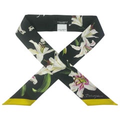 Dolce & Gabbana Lilly Print Silk Scarf in Multicolour