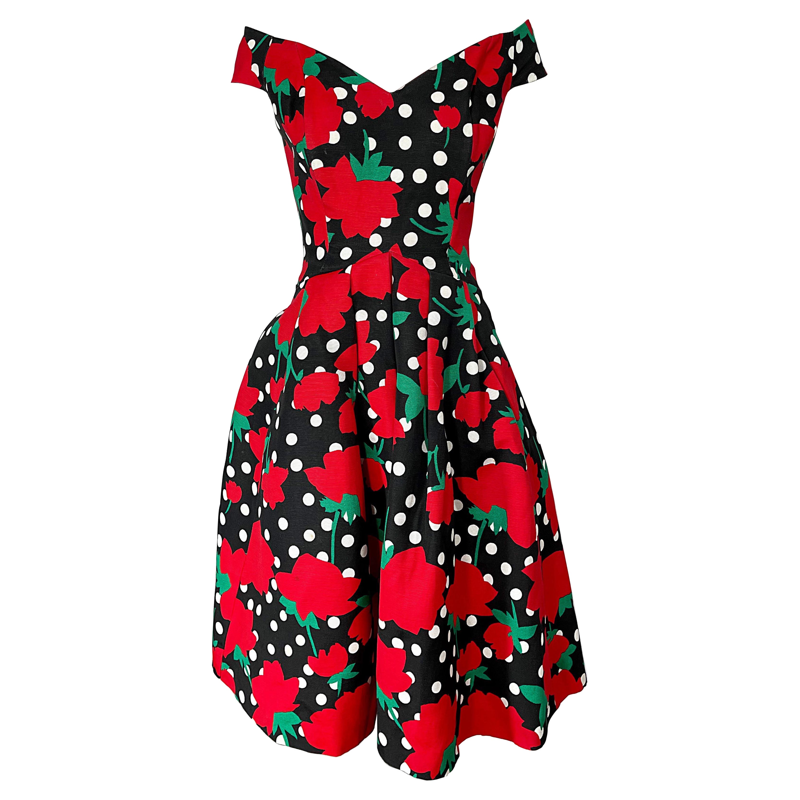 1980er Victor Costa schulterfreies 80er Jahre Kleid mit roten, schwarzen und weißen Tupfen, Gr 8 10 im Angebot