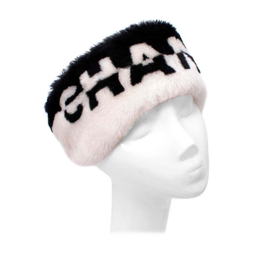 Chanel Bicolour Logo Shearling Winter Headband For Sale at 1stDibs ...