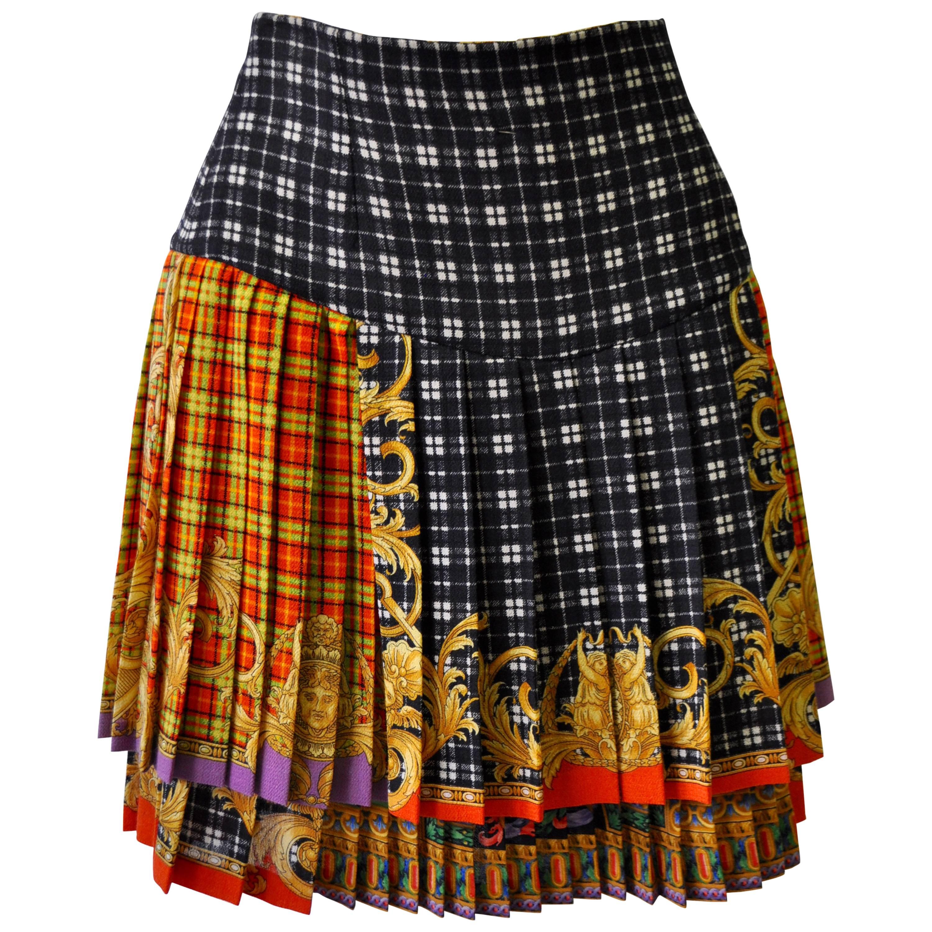 Gianni Versace Couture Tartan Pleated Bondage Collection Skirt  For Sale