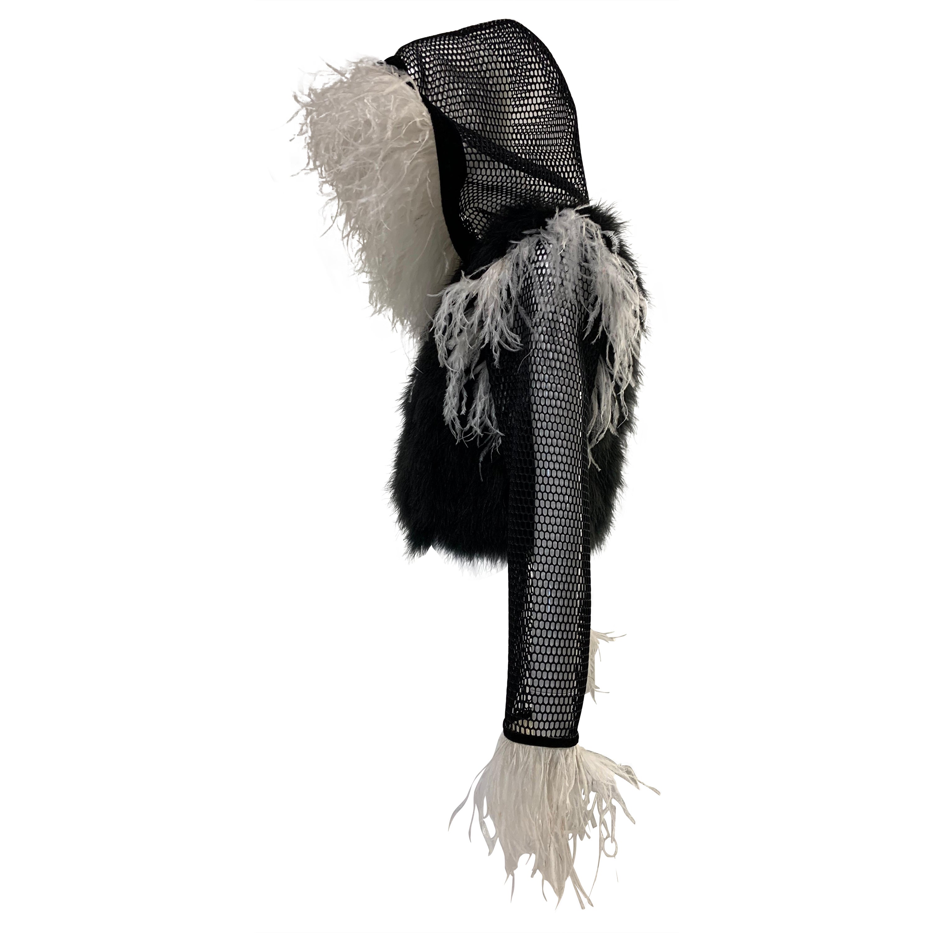 Torso Creations Schwarzer & weißer Kapuzenpullover mit Straußenfedern und schwarzem Mesh- Hoodie  im Angebot