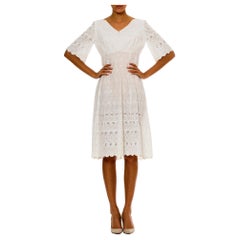 Vestido Victoriano Blanco De Algodón Ecológico Con Bordado Floral De Ojetes Y Festoneado