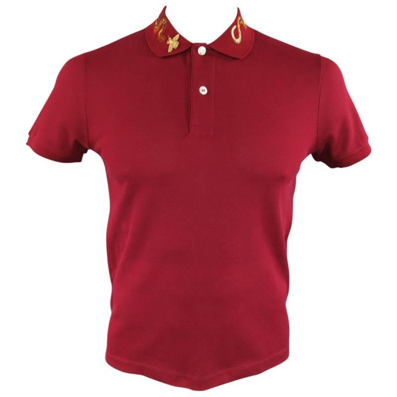 Zuigeling Vulgariteit tekst GUCCI Size S Burgundy Red Snake Appique Collar POLO at 1stDibs | gucci polo  snake