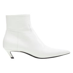 BALENCIAGA white leather point toe comma heel ankle bootie EU38
