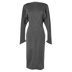 Robe en jersey de laine gris avec ouverture zippée AlaÏa