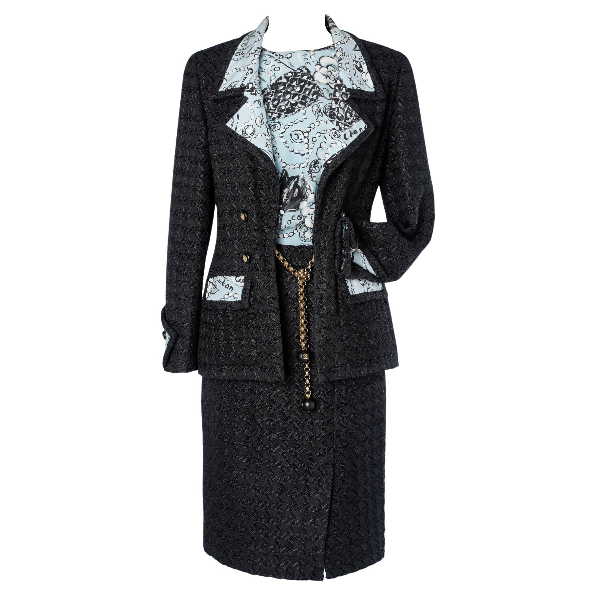 3 pieces skirt suit in navy blue wool and printed silk top SS 1993 Chanel  For Sale