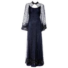 1970er Alfred Bosand schwarzes Spitzenkleid mit Kapuze