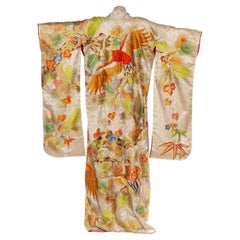 1970S White & Red Silk Embroidered Wedding Kimono