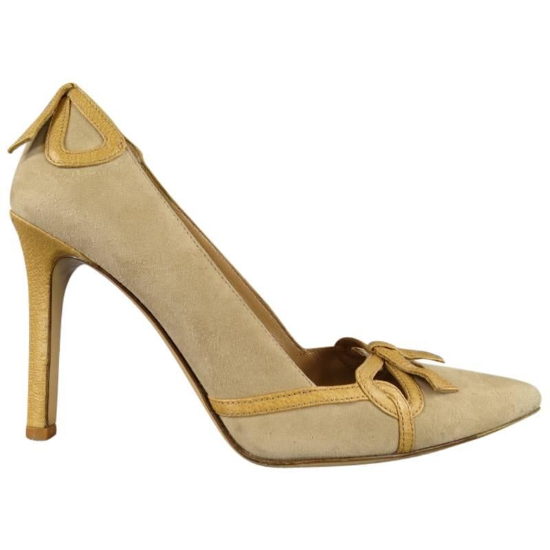 VALENTINO GARAVANI Size 5.5 Beige Suede Bow CutoutPumps