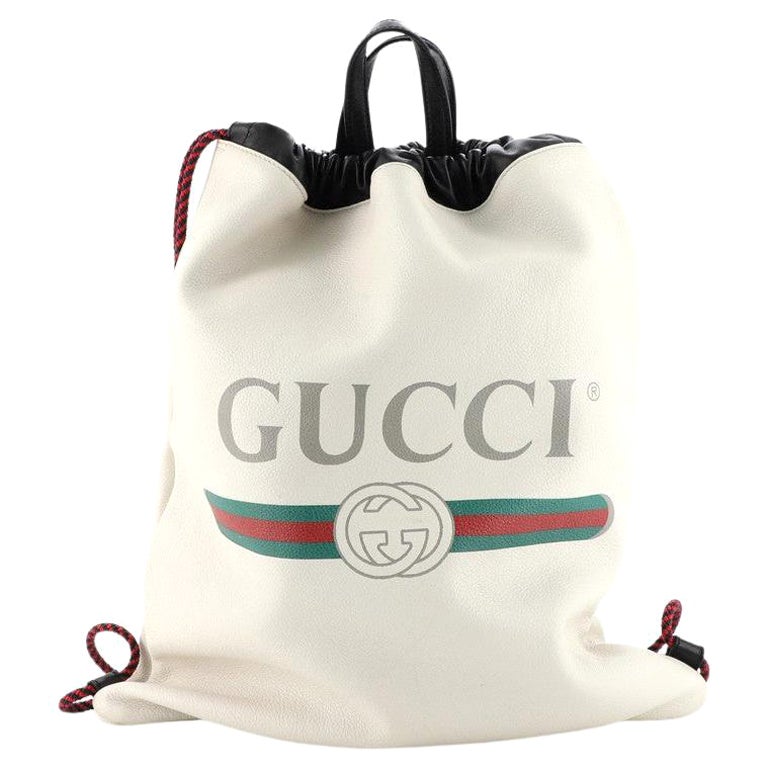 Uitsluiting straal dichters Gucci Logo Drawstring Backpack Printed Leather Large at 1stDibs