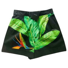 Dolce & Gabbana Black Green Cotton Jungle Leaf Tropical Shorts Multicolor Flower