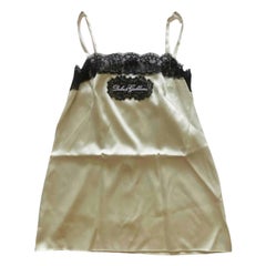 Dolce & Gabbana Greene & Greene Top in pizzo nero con logo DG