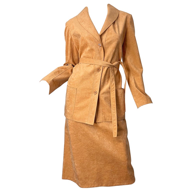 Halston 1970s Salmon Peach Ultrasuede Vintage 70s Belted Jacket and Skirt Suit For Sale