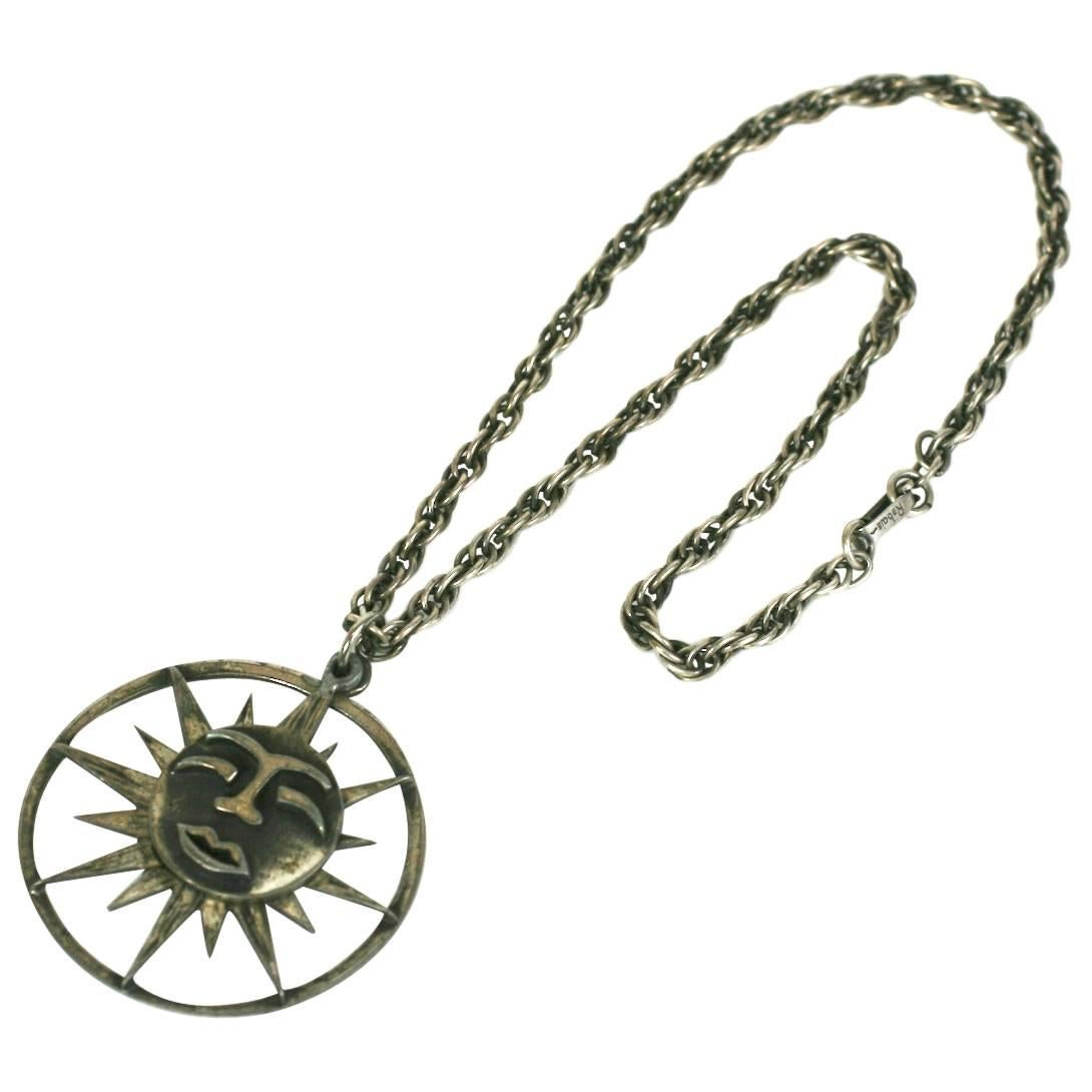 Halskette mit Rebajes-Sonnenmond-Anhänger im Angebot