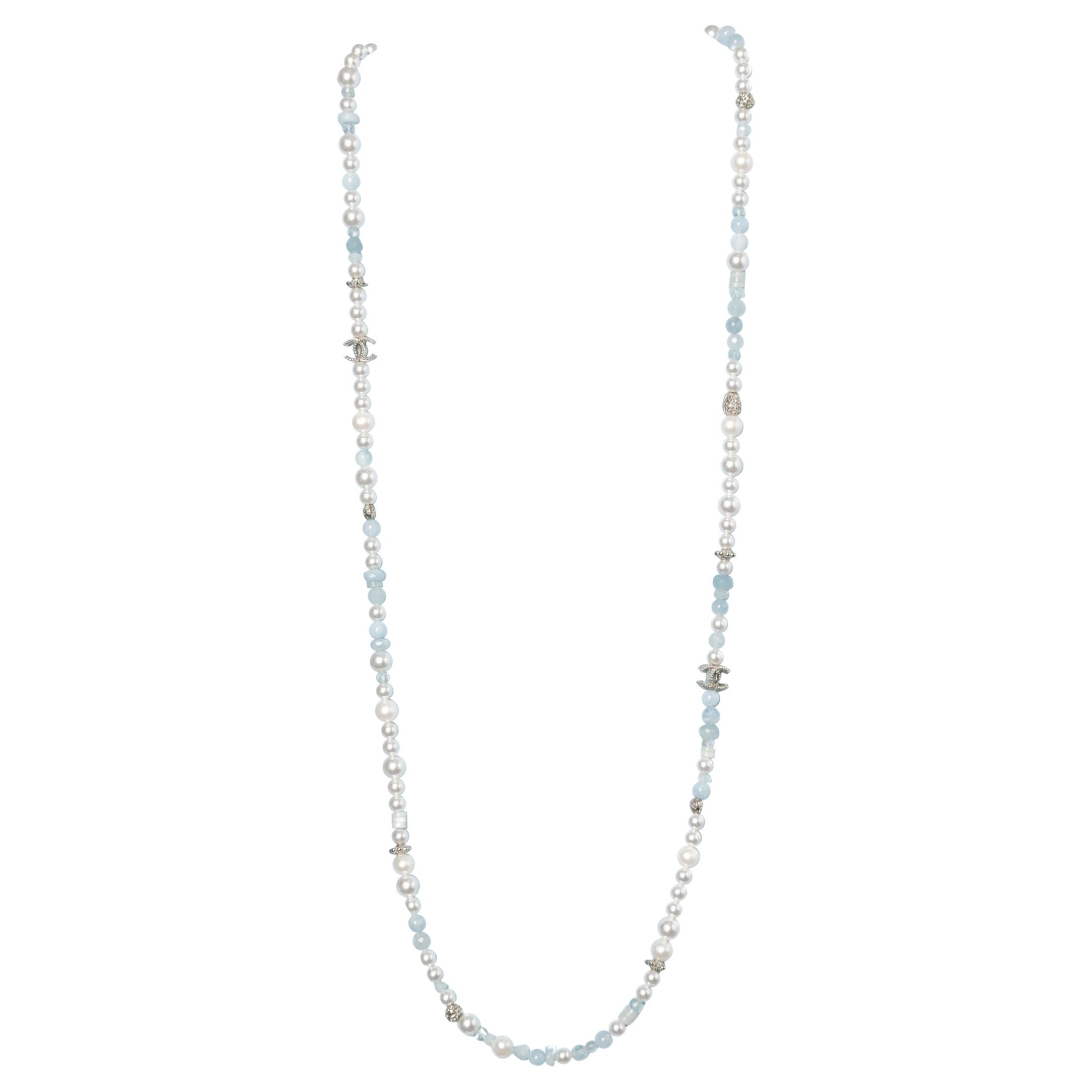 Beaded long neckless with pearls and silver beads "CC" Chanel 