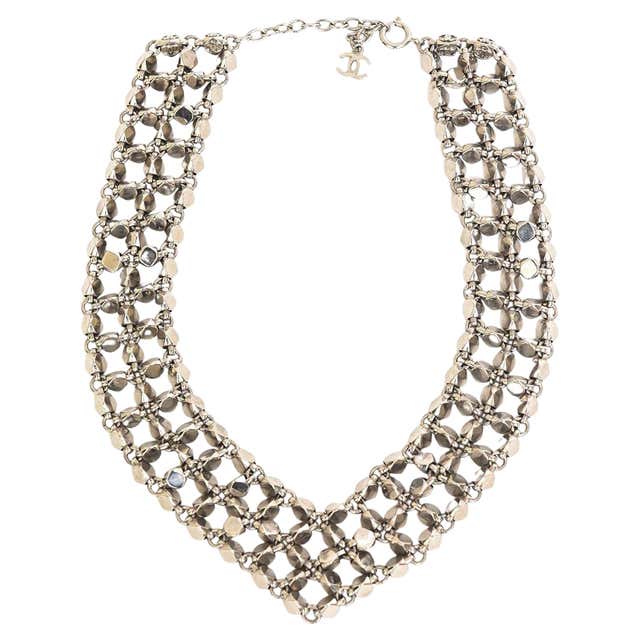 Chanel Jewelry - 2,247 For Sale at 1stdibs | 18k gold chanel necklace ...