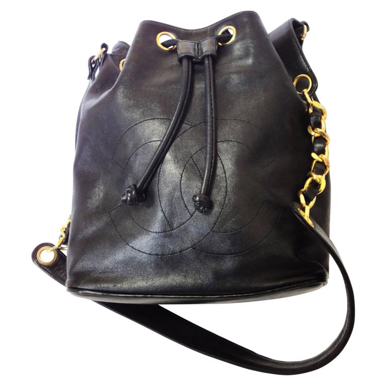 Vintage CHANEL black lamb leather hobo bucket shoulder bag with drawstrings