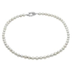 White Pearl Necklace in Sterling Silver