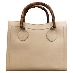 Vintage 1990s Gucci Beige Leather Bamboo Tote Diana Tote (Medium)