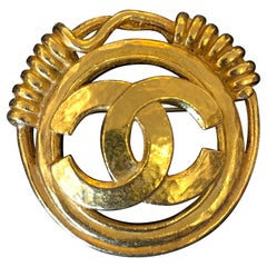 1990s Vintage CHANEL Gold Toned CC Brooch
