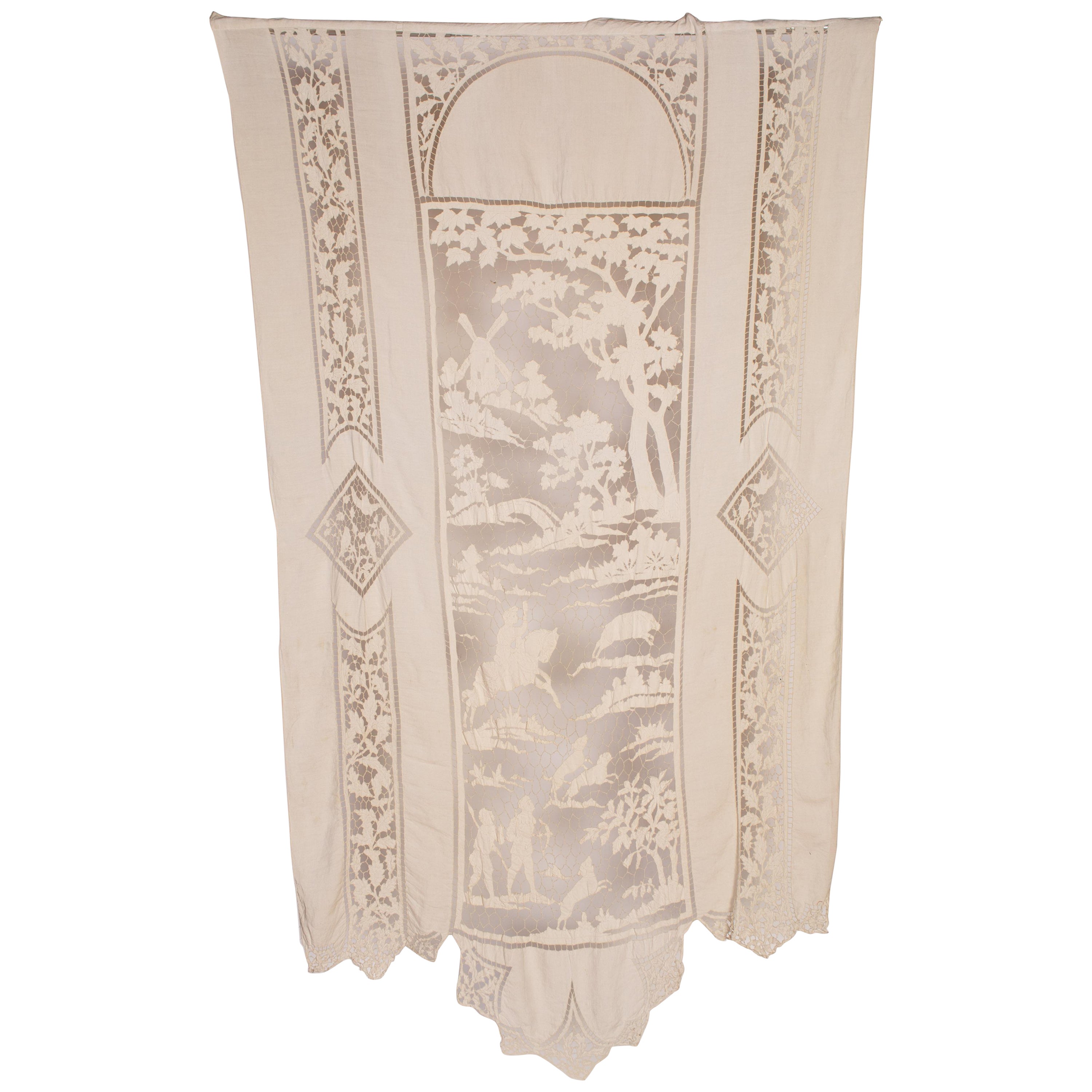 1900S Beige Linen Hand Made Lace Panel From Brussells For Sale