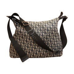 2000er CHRISTIAN DIOR Marineblaue Trotter-Jacquard Messenger Crossbody Tasche