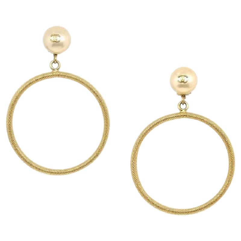 Chanel Black/Gold Hoop Earrings with Pearl at 1stDibs | chanel pearl ...