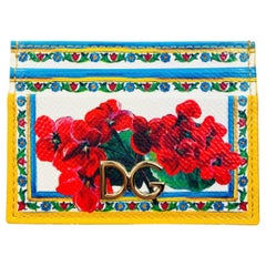 Dolce & Gabbana Geranium Majolica
printed Vitello leather floral cardholder