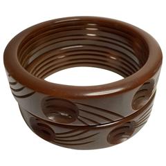 1930's Art Deco Brown Bakelite PAIR of Cut-out Unusual Bangle Bracelets 8