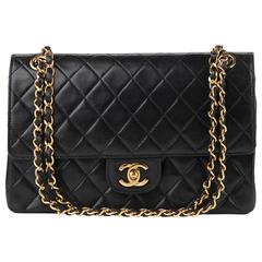 1980s Chanel Black Quilted Lambskin Vintage Medium Classic Double Flap Bag