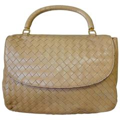 Retro Bottega Veneta beige intrecciato woven leather handbag. Best classic bag
