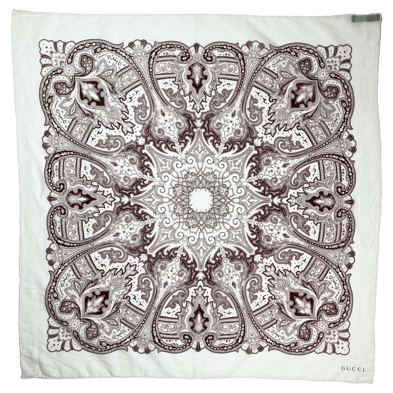 2004 Cruise Gucci by Tom Ford Paisley Bandana Creme Scarf For Sale at  1stDibs