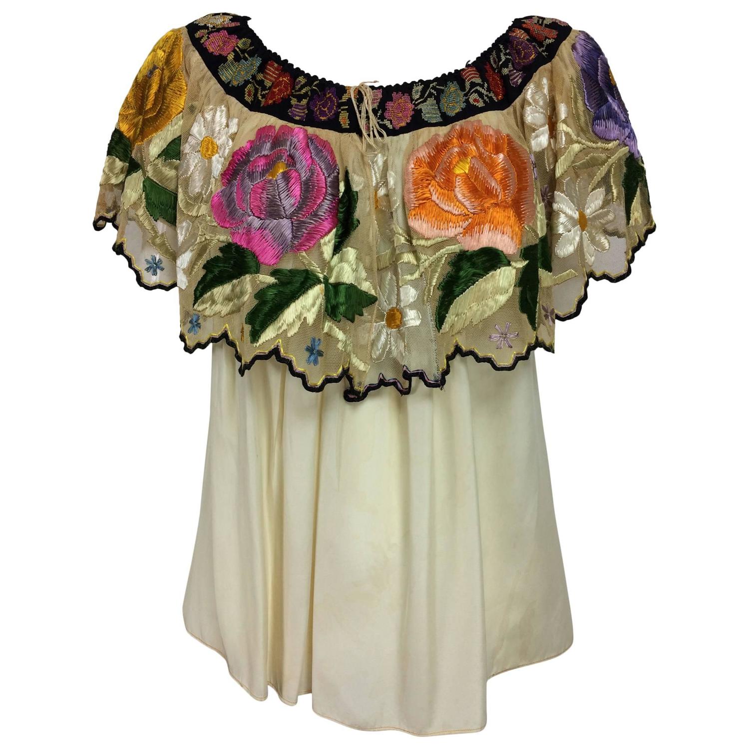 Vintage Mexican Embroidered 113