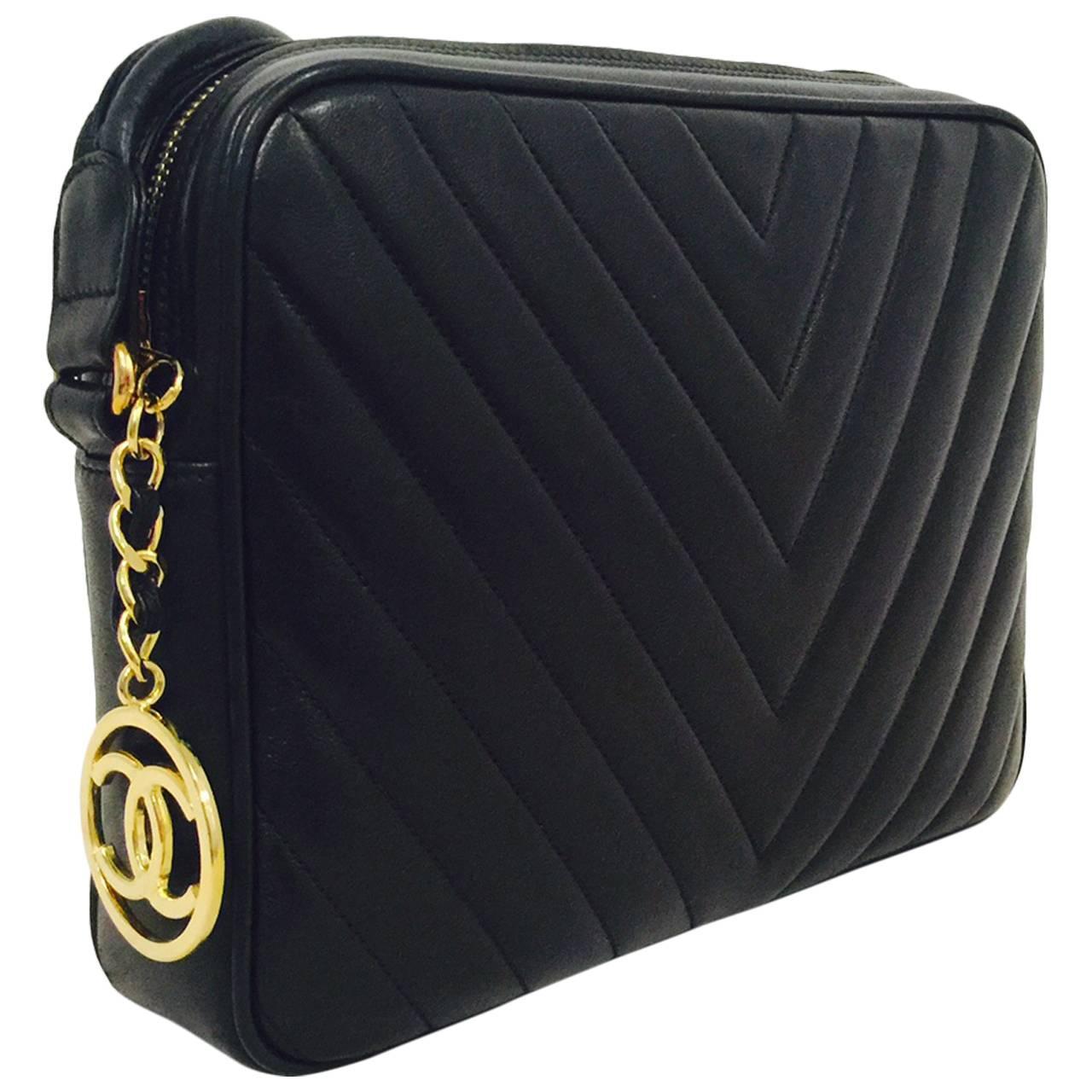 Classic Collections Shoulder Bags - Palm Beach, FL 33480 - 1stdibs