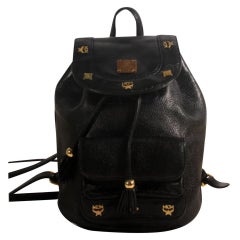 Mcm Sac à dos en cuir noir clouté 868825