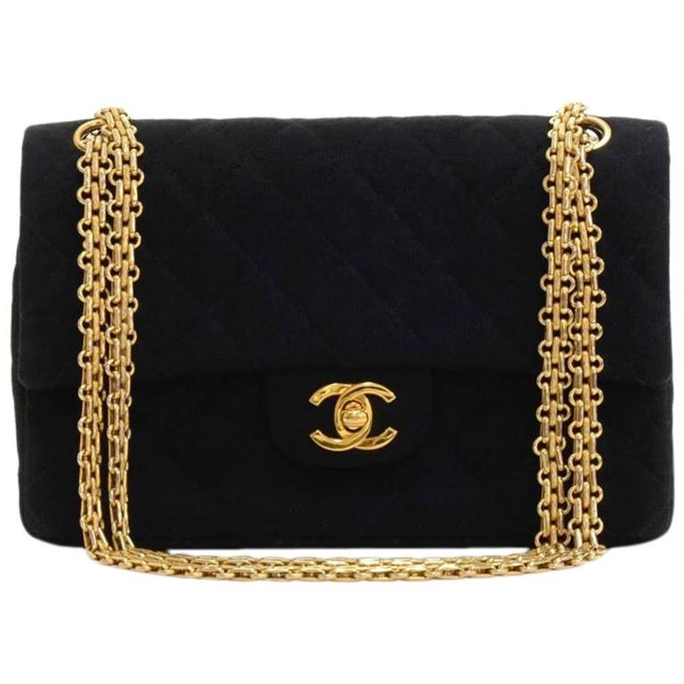 Chanel Classic Flap Chain Handbag Crossbody Bag, Gallery posted by  Fashioner