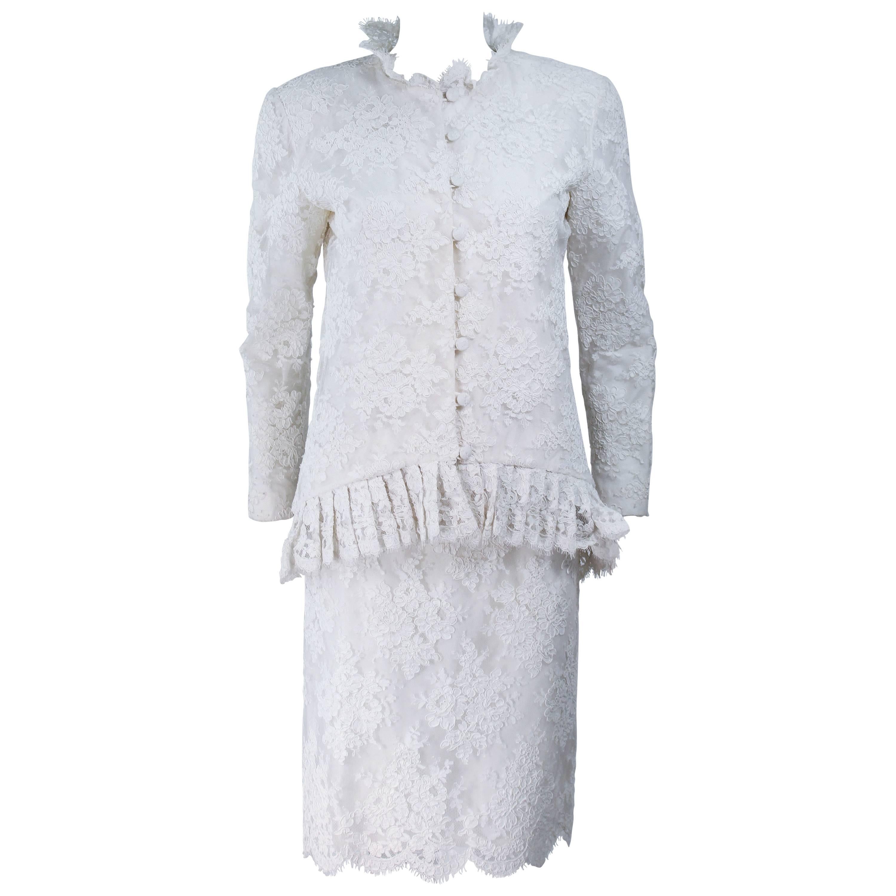 BON CHOIX White Lace Skirt Suit Size 4-6 For Sale