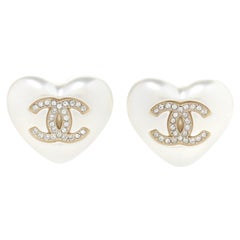 CHANEL NEW CC Heart Faux Pearl Gold Crystal Evening Stud Earrings in Boxx