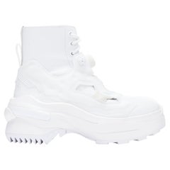 new MAISON MARGIELA REEBOK 2020 Runway Tabi Instapump white sneaker  boot EU39