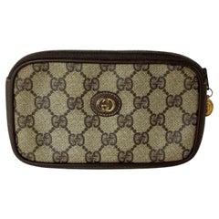 Gucci Supreme Monogramm Gg Zippy Case 16ga527 Braune beschichtete Canvas Clutch