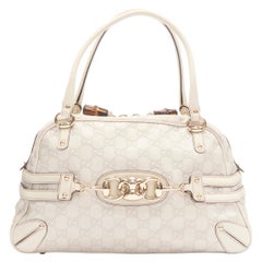 Gucci Wave Boston bianca con monogram in rilievo Borsa Horsebit Bamboo Boston