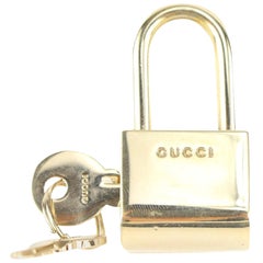 Gucci Gold Logo Padlock Cadena and Key Lock 916gk93