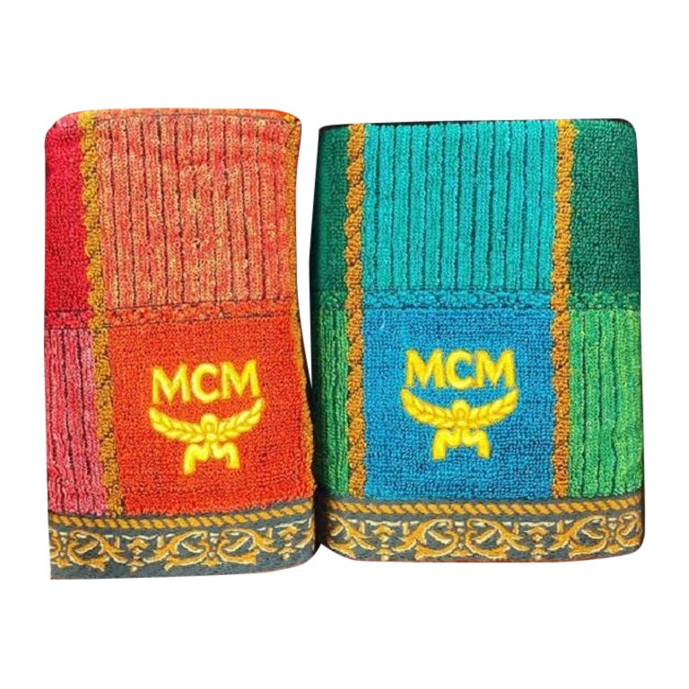 MCM Ultra Rare Red x Blue Logo Towel Set 10m520  For Sale