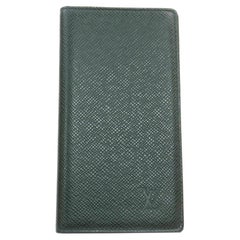 Vintage Louis Vuitton Green Taiga Long Wallet Diary Cover Agenda 860975