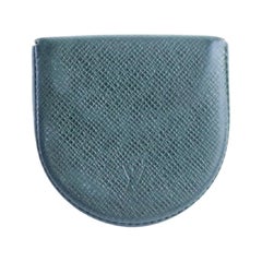 Louis Vuitton Green Porte Taiga Monnaie Coin Case 8lr0604