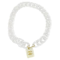 CHANEL CC Weißer Gürtel aus klarem Kunststoff mit Goldmetallkette und Gliedertaille