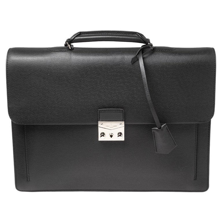Louis Vuitton Black Taiga Leather Associe Cartable 1 Briefcase at 1stDibs