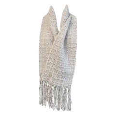 Chanel - Écharpe longue à étole en tweed blanc cassé